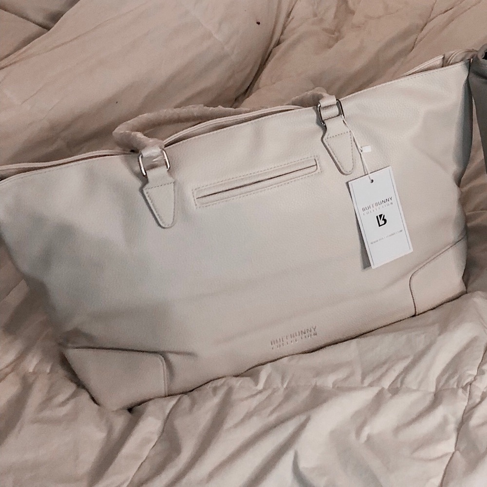 Buffbunny pearl bag!